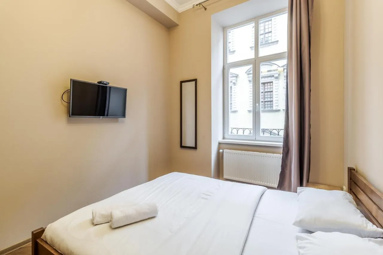 Apartment On Stavropihiiska Street 3 Lviv