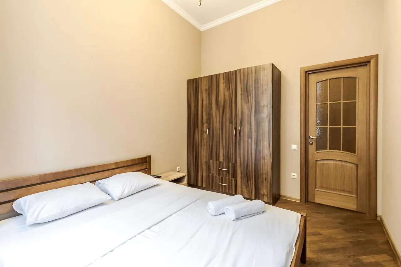 Apartment On Stavropihiiska Street 3 Lviv