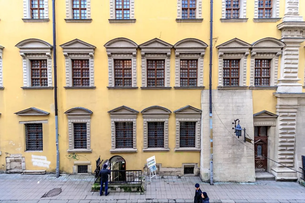 Apartment On Stavropihiiska Street 3 Lviv